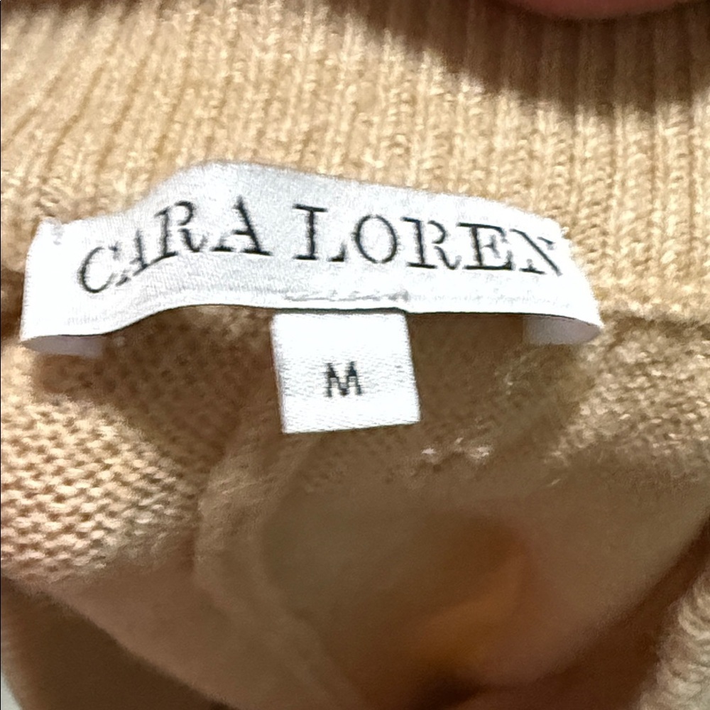 Cara Loren Cozy Tan Sweater Hoodie and Jogger Set ( small hole by tag on pants) - Picture 10 of 12